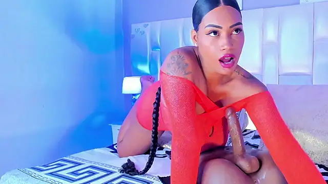 AmberMoss1 online show from November 22, 2025, 1:37 am