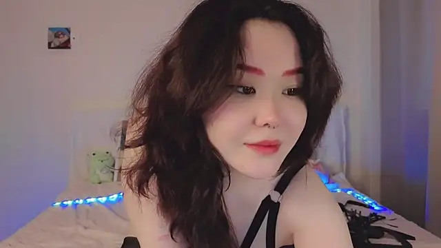 Snapshot of tsunade_chan chatting on June 26, 2026, 4:07 am tsunade chan online show from June 26, 2026, 4:07 am