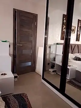 Snapshot of KissMiSveet chatting on October 12, 2025, 2:18 pm KissMiSveet online show from October 12, 2025, 2:18 pm