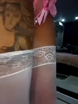 Snapshot of KissMiSveet chatting on November 11, 2025, 4:13 pm KissMiSveet online show from November 11, 2025, 4:13 pm