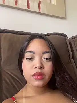 Snapshot of ninfa69_ chatting on October 5, 2025, 3:47 pm ninfa69 online show from October 5, 2025, 3:47 pm