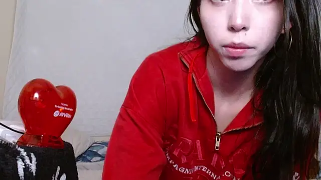 Snapshot of Rachel070 chatting on July 3, 2026, 7:42 pm Rachel070 online show from July 3, 2026, 7:42 pm