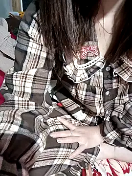 --Mina--mina-- online show from February 4, 2026, 11:49 am