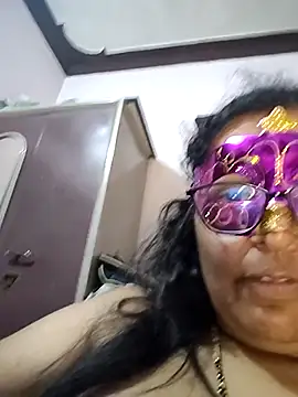 Snapshot of sexy_aaru chatting on June 7, 2026, 6:02 pm sexy aaru online show from June 7, 2026, 6:02 pm