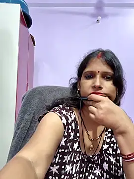 Sonalihot  online show from April 30, 2026, 8:05 pm