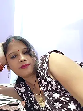 Sonalihot  online show from April 26, 2026, 7:05 am