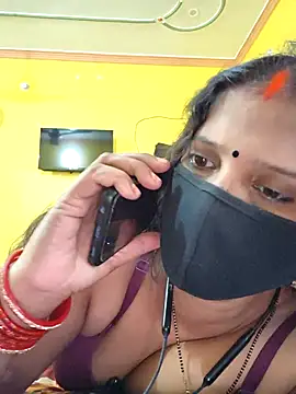 Sonalihot  online show from November 8, 2025, 6:28 am