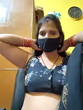 Sonalihot  online show from October 26, 2025, 8:04 am