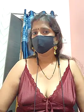 Sonalihot  online show from October 2, 2025, 5:22 am