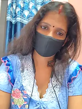 Sonalihot  online show from October 15, 2025, 8:44 am