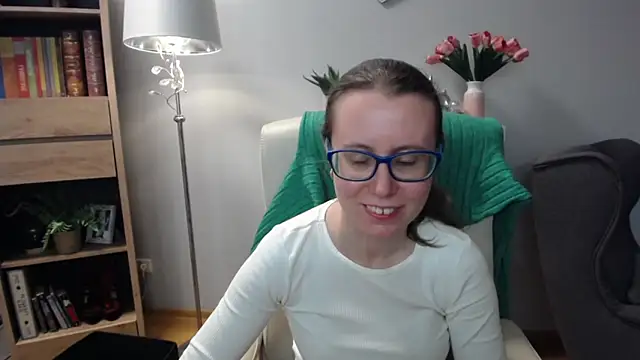 Snapshot of sweetxLizzy chatting on March 10, 2026, 5:33 am sweetxLizzy online show from March 10, 2026, 5:33 am