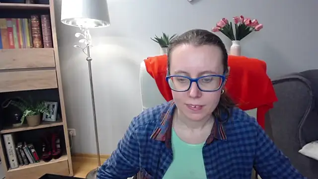 Snapshot of sweetxLizzy chatting on March 6, 2026, 5:35 am sweetxLizzy online show from March 6, 2026, 5:35 am