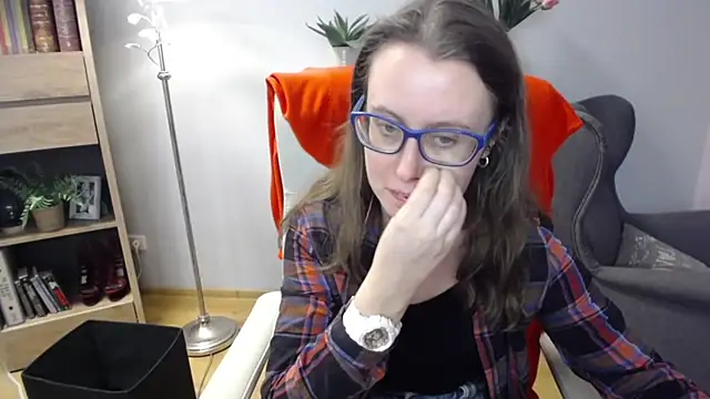 Snapshot of sweetxLizzy chatting on March 23, 2026, 5:29 am sweetxLizzy online show from March 23, 2026, 5:29 am