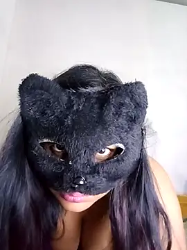 Slllll Couple00 online show from December 18, 2025, 1:26 pm