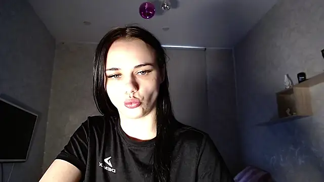 Kseni a online show from May 14, 2026, 10:56 am