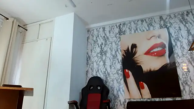 Snapshot of mariani_smith chatting on October 20, 2025, 12:06 pm mariani smith online show from October 20, 2025, 12:06 pm