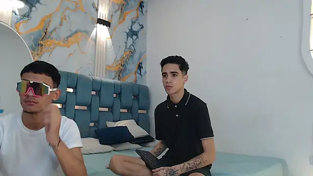 TWINKS BOYS1 online show from February 3, 2026, 7:19 pm