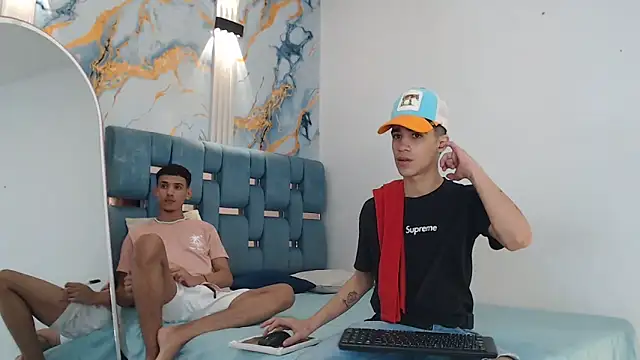 TWINKS BOYS1 online show from February 2, 2026, 7:24 pm