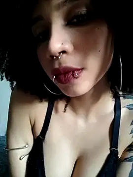 bettyboo2801 online show from May 1, 2026, 10:04 pm