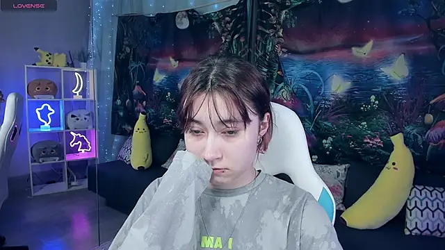 ClaraParks online show from January 9, 2026, 11:11 pm