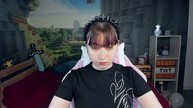 Snapshot of ClaraParks chatting on March 25, 2026, 6:29 pm ClaraParks online show from March 25, 2026, 6:29 pm