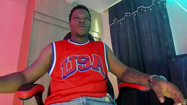 Snapshot of CorvisXnc0012 chatting on November 23, 2025, 6:40 pm CorvisXnc0012 online show from November 23, 2025, 6:40 pm