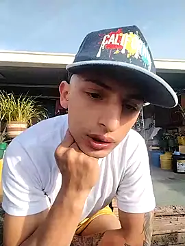 Snapshot of Dani22cmhot chatting on February 8, 2026, 12:25 pm Dani22cmhot online show from February 8, 2026, 12:25 pm