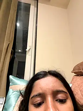 desitease online show from October 17, 2025, 6:32 pm