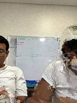 Snapshot of Daliz chatting on September 30, 2025, 1:22 am Daliz online show from September 30, 2025, 1:22 am