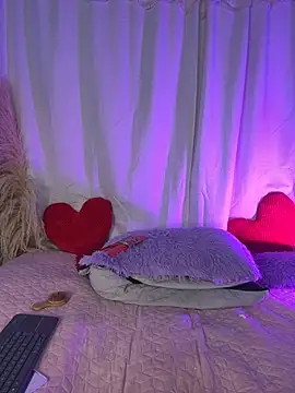 Snapshot of Miaa_rosses3 chatting on October 28, 2025, 11:03 pm Miaa rosses3 online show from October 28, 2025, 11:03 pm