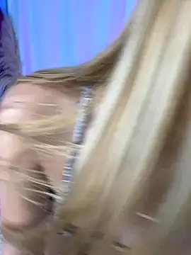 Snapshot of Miaa_rosses3 chatting on November 4, 2025, 2:26 am Miaa rosses3 online show from November 4, 2025, 2:26 am