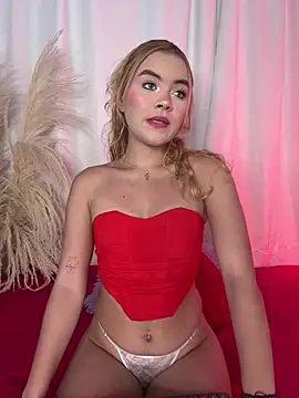 Snapshot of Miaa_rosses3 chatting on June 5, 2026, 2:27 am Miaa rosses3 online show from June 5, 2026, 2:27 am