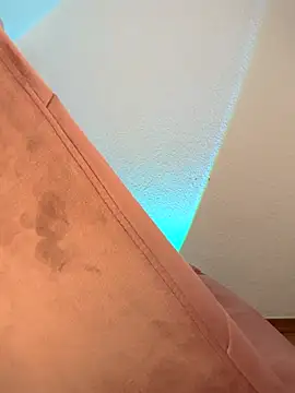 Snapshot of ox_Tricia chatting on November 14, 2025, 4:21 pm ox Tricia online show from November 14, 2025, 4:21 pm