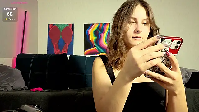 TrixiBell online show from November 13, 2025, 4:16 am