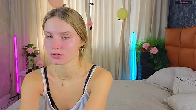 SoftBliss online show from September 26, 2025, 6:42 am
