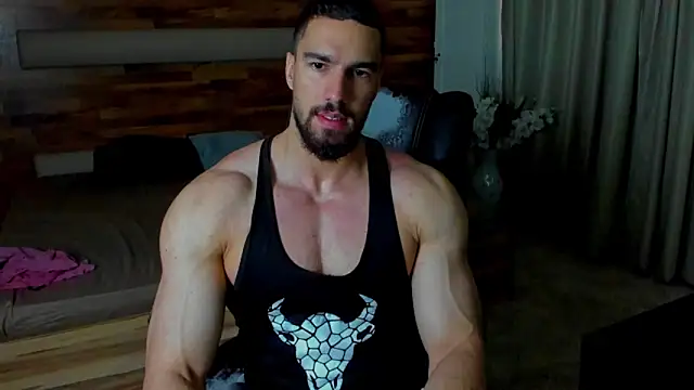 IvanHydee online show from June 10, 2026, 4:35 am