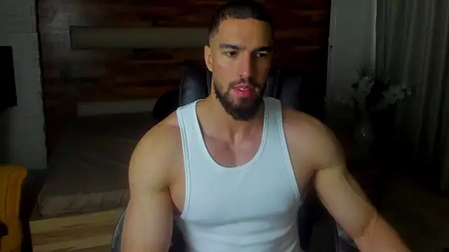 IvanHydee online show from June 17, 2026, 4:23 am