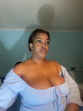 Snapshot of Jess555 chatting on August 7, 2026, 12:44 pm Jess555 online show from August 7, 2026, 12:44 pm