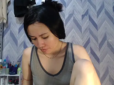 Snapshot of UrKitty_lover18 chatting on February 23, 2026, 7:14 pm UrKitty lover18 online show from February 23, 2026, 7:14 pm