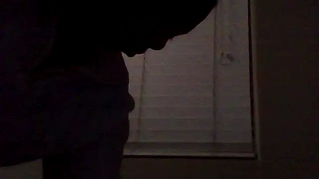 Snapshot of MsSuperWettt chatting on December 14, 2025, 8:09 am MsSuperWettt online show from December 14, 2025, 8:09 am