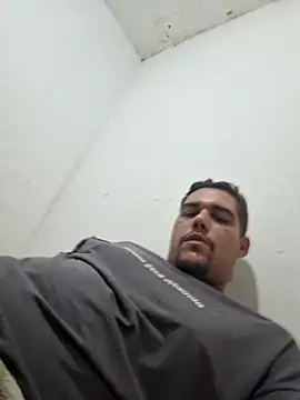 feehzungi0000 online show from March 8, 2026, 2:48 am