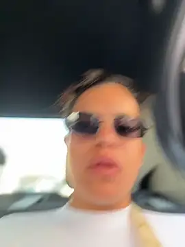 JuanitaMore01 online show from June 26, 2026, 9:31 pm