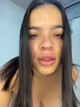 Snapshot of JuanitaMore01 chatting on February 15, 2026, 8:19 pm JuanitaMore01 online show from February 15, 2026, 8:19 pm