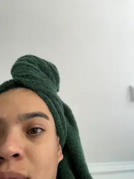 JuanitaMore01 online show from August 4, 2026, 6:34 pm