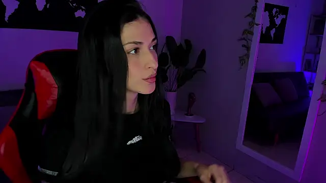 ZoeValencia1 online show from March 26, 2026, 12:47 pm