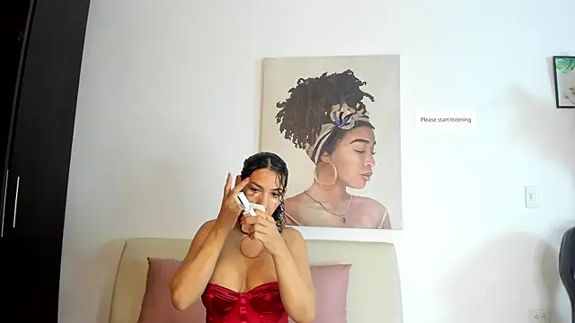 Snapshot of Saraakushh chatting on June 20, 2026, 12:43 pm Saraakushh online show from June 20, 2026, 12:43 pm