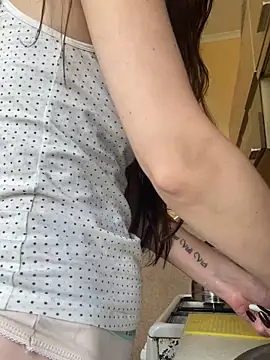 Cute Erika online show from October 22, 2025, 10:04 am