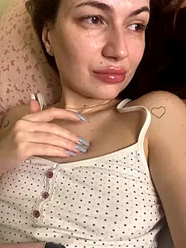 Cute Erika online show from November 26, 2025, 10:48 am