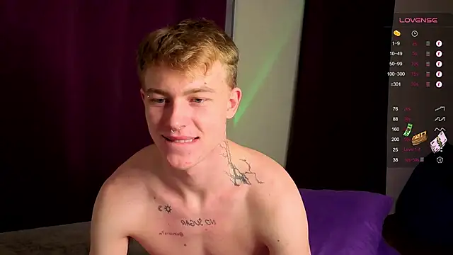 callmealexthx online show from October 20, 2025, 4:36 am