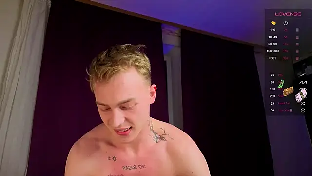 callmealexthx online show from November 29, 2025, 12:00 am